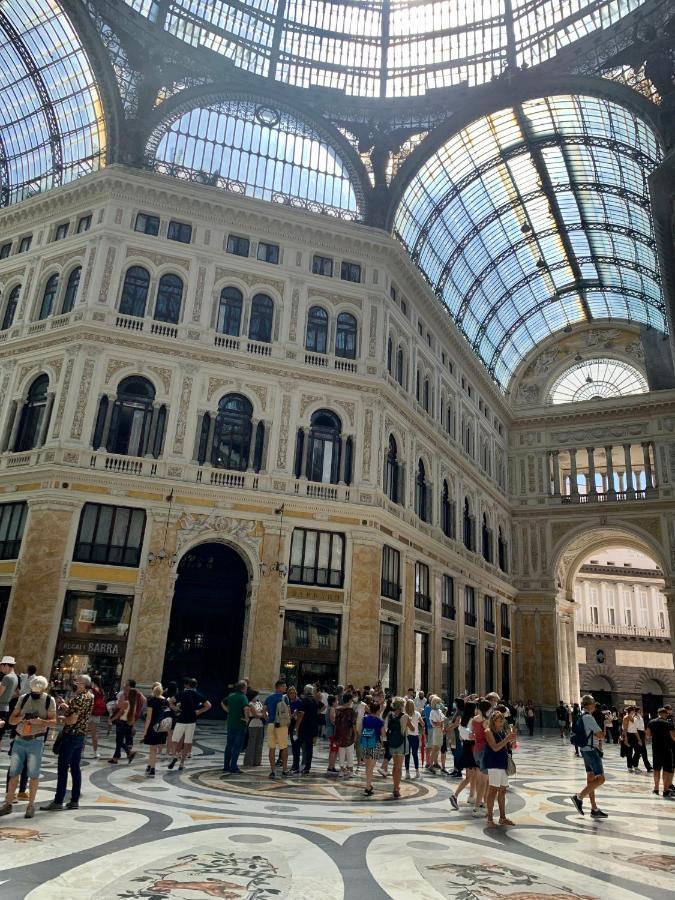 La Casetta Ai Gradoni Di Chiaia Neapel Exteriör bild